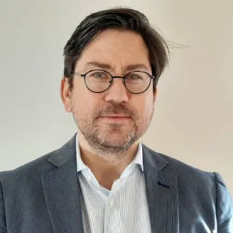 Robert Schuetze