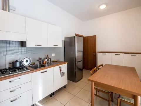 5-LUISS-191106_-BETANIA_-cucina.jpg