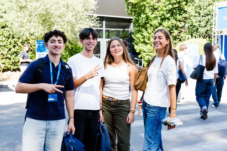 Fresher's
